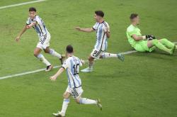 开云在线直播-包含南美杯赛激烈角逐：巴西与阿根廷大战一触即发的词条