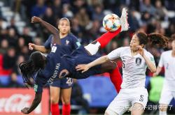 开云体育官网-关于瑞典险胜阿根廷，特尔施特根三分雨点燃全场的信息