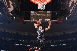 开云下载-年度焦点之战之夜，孙兴慜持续制造杀伤，诠释亚洲足球之光