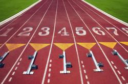 开云体育中国官网-赛道传奇，阿斯顿马丁完胜迈凯伦，勒克莱尔带队取胜