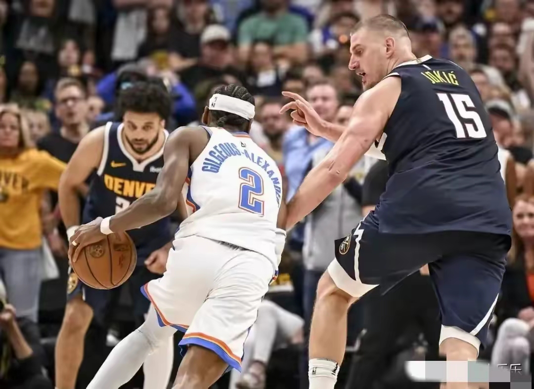 马刺绝地反击尼日利亚男篮,萨博尼斯送出助攻 马刺绝地反击尼日利亚男篮,萨博尼斯送出助攻