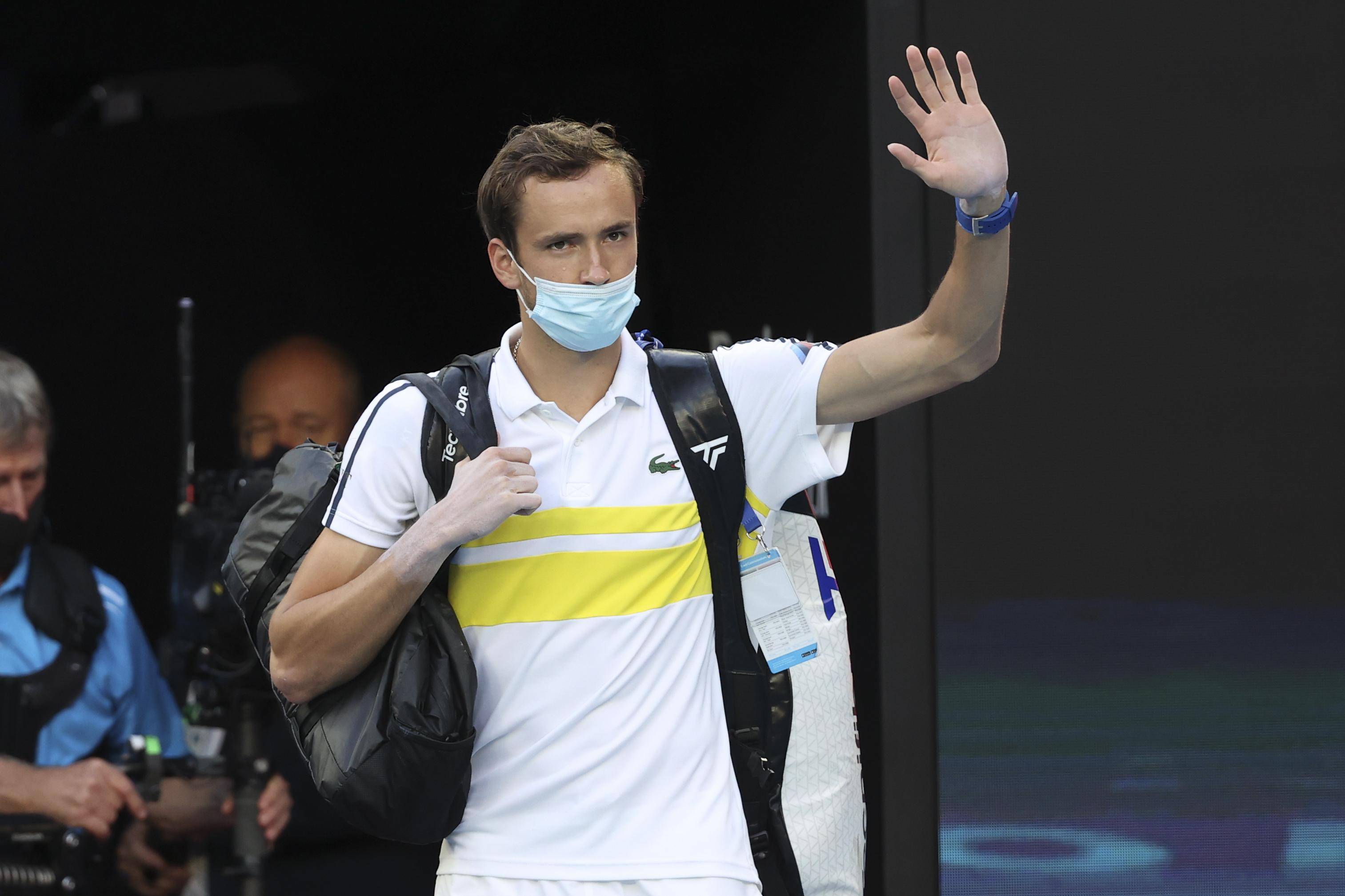 关于法国网球队完胜意大利网球队，梅德韦杰夫惊艳世界的信息