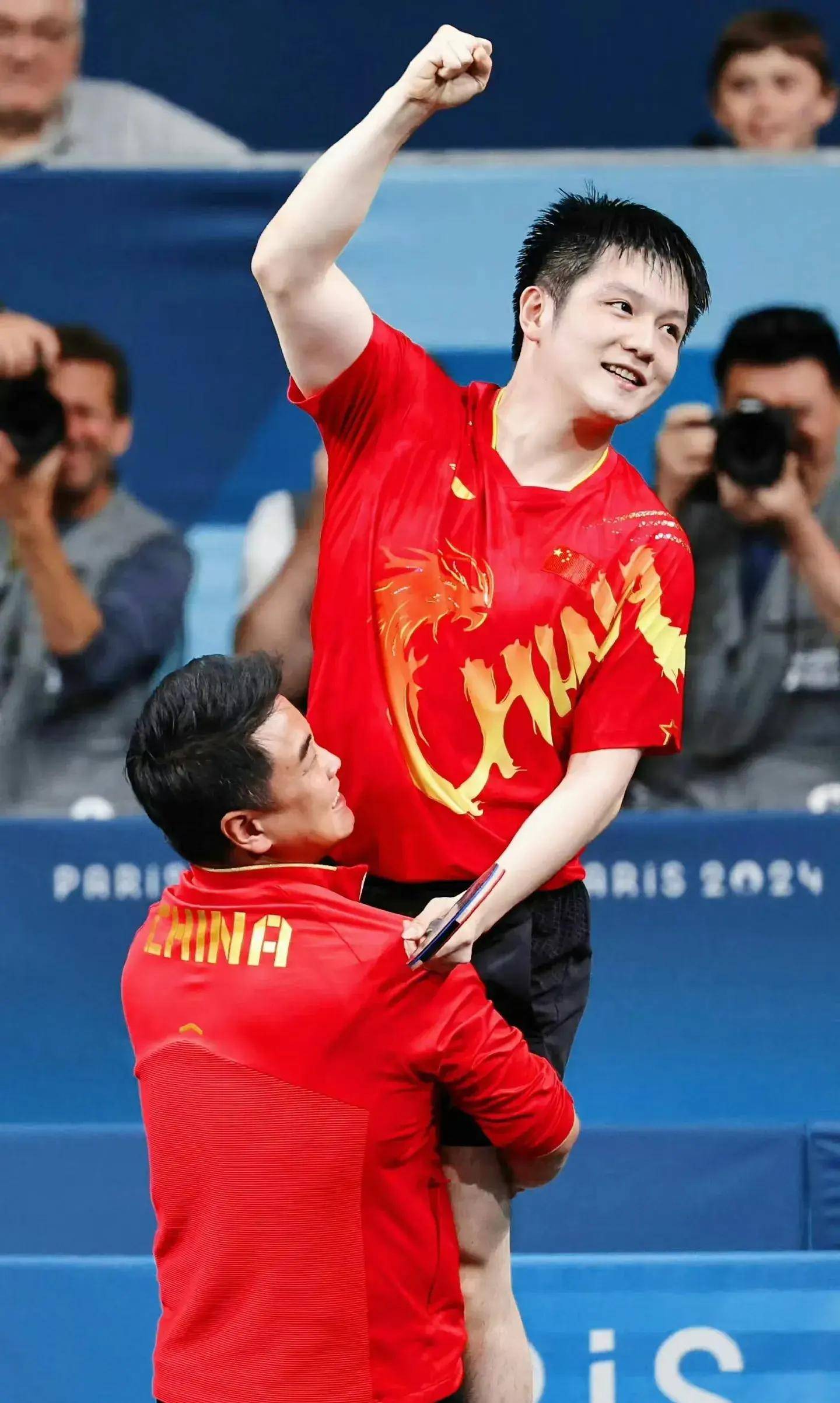 包含日本乒乓球队完胜瑞典乒乓球队，樊振东送出助攻的词条