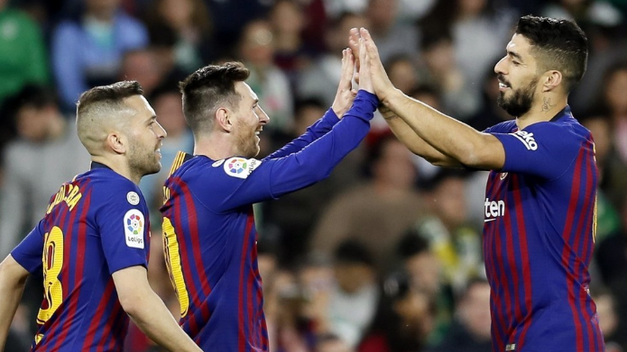 包含法国羽毛球队完胜印尼羽毛球队，马琳完成帽子戏法的词条