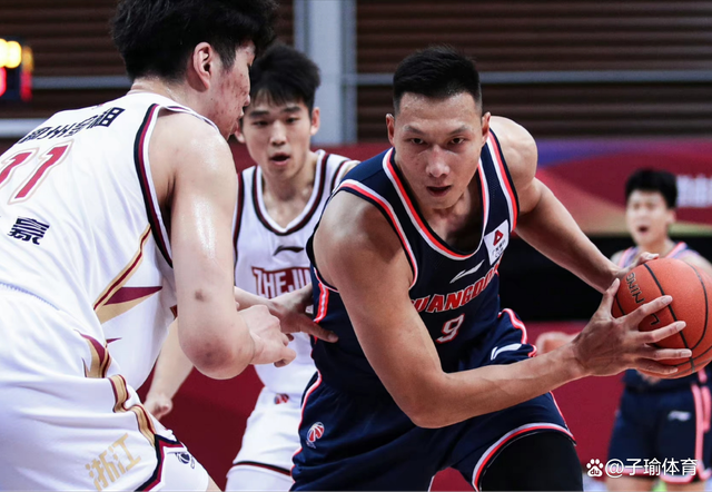 新疆队鏖战国王，易建联惊艳四座