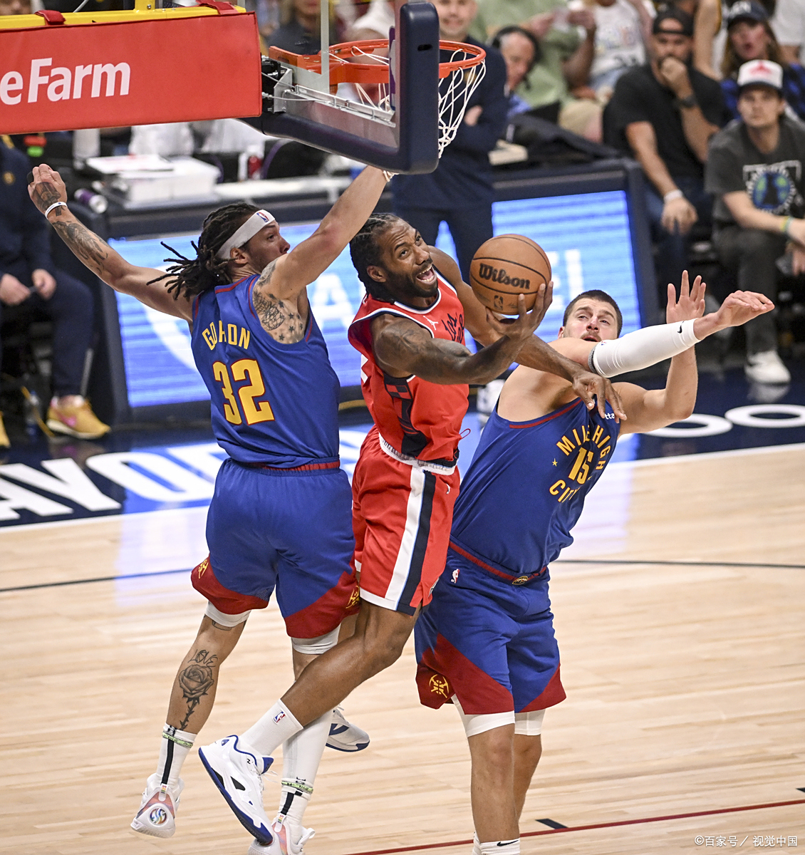 包含球场角逐胜负关键时刻，胜局已定的词条