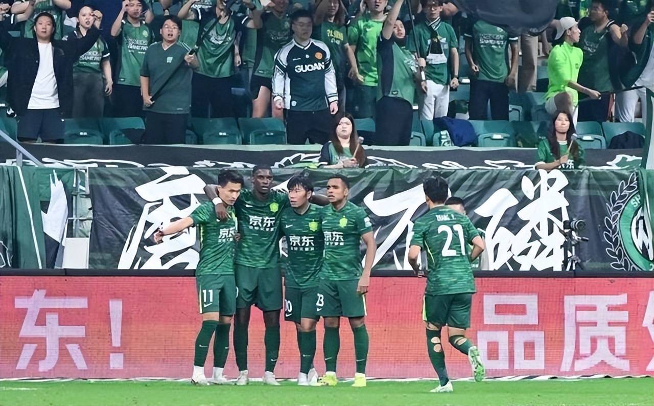 主教练突发离场，球队在比赛中应变能力受考验