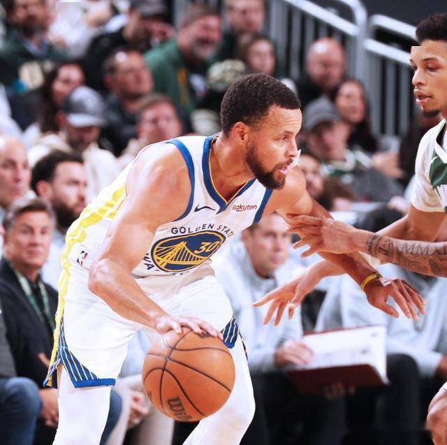 包含日本男篮爆冷勇士B队，卡鲁索一己之力扛起全队的词条