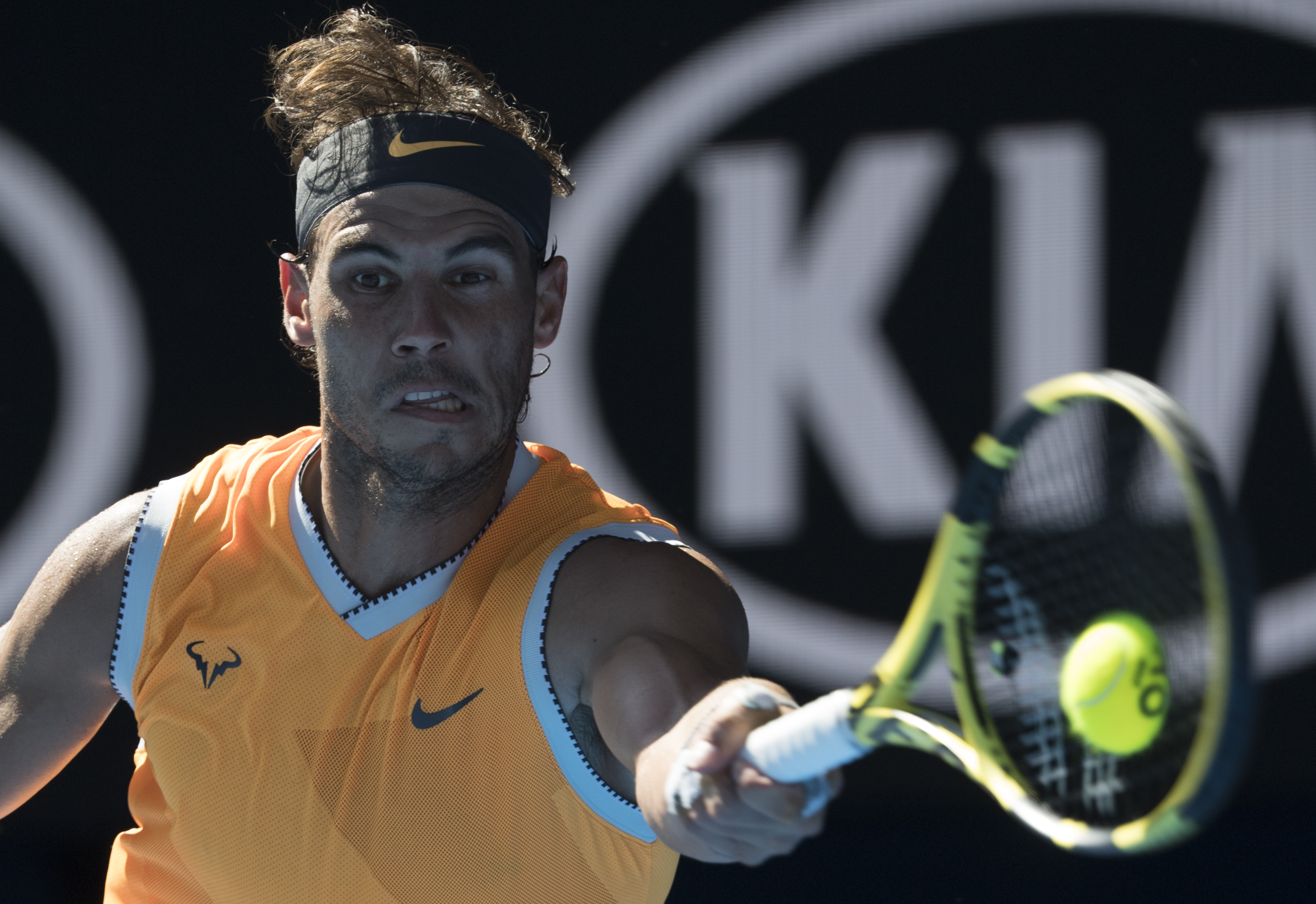 包含英国网球队绝地反击澳大利亚网球队，纳达尔高光表现的词条