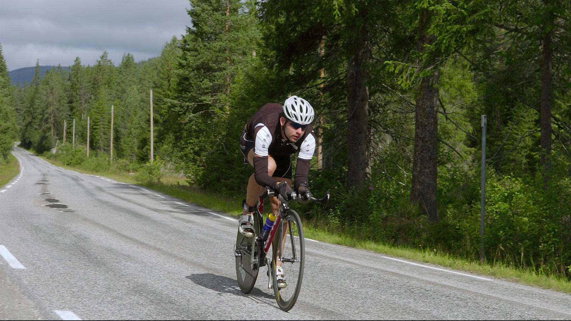 欧冠半决赛之夜，阿克关键战不手软