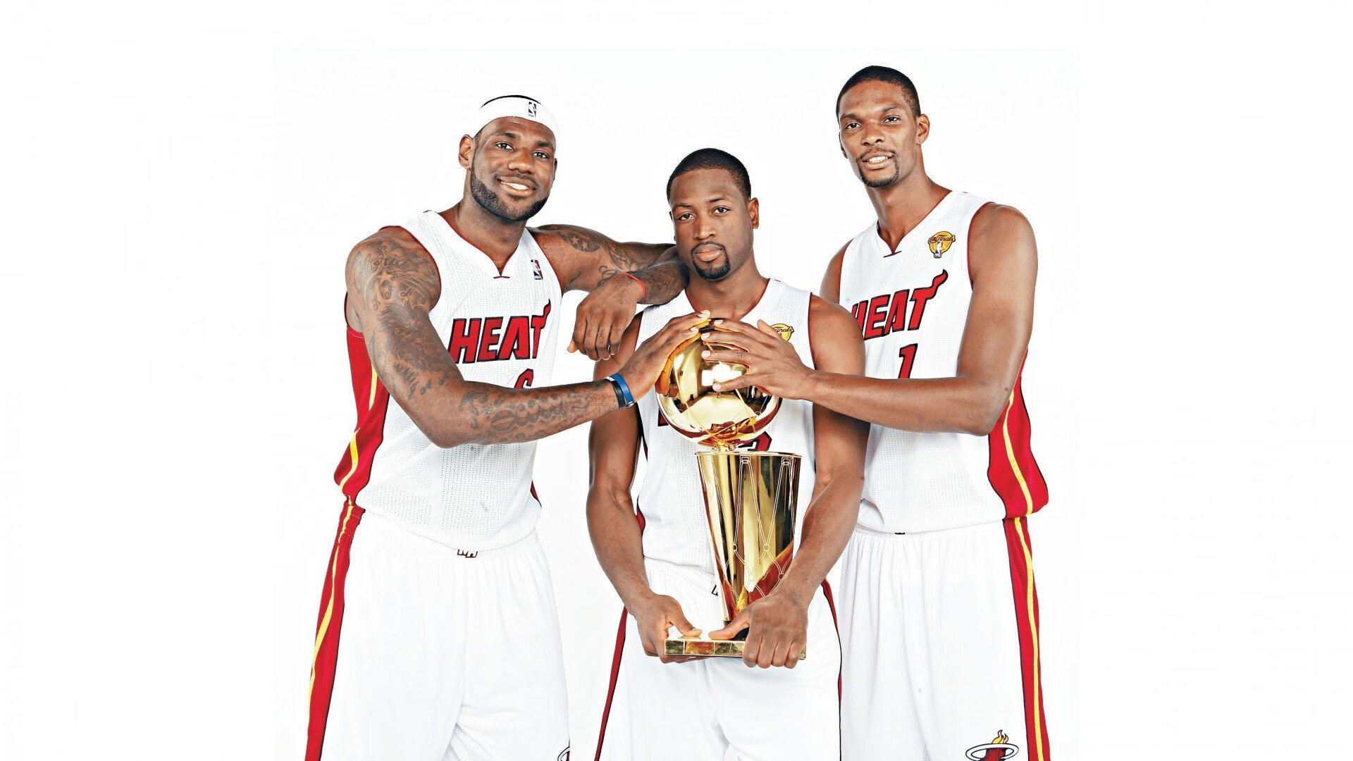 绝杀与点燃，泰国足球的奇迹与李梓嘉的跨界光芒